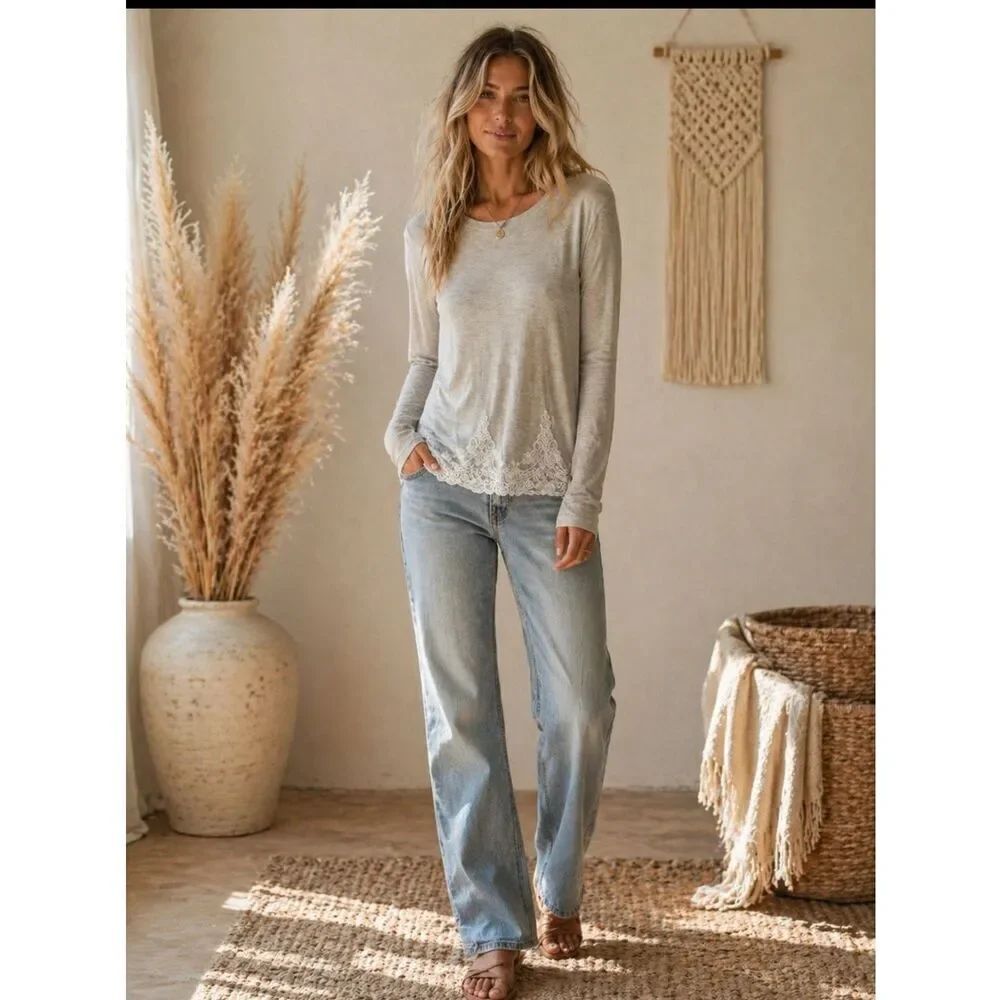 Xhilaration Light Gray Lace Trim Boho Chic Long Sleeve Top